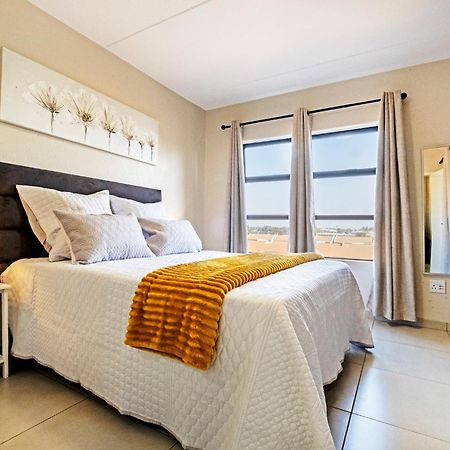 Airport Heights Apartment Boksburg Exterior foto