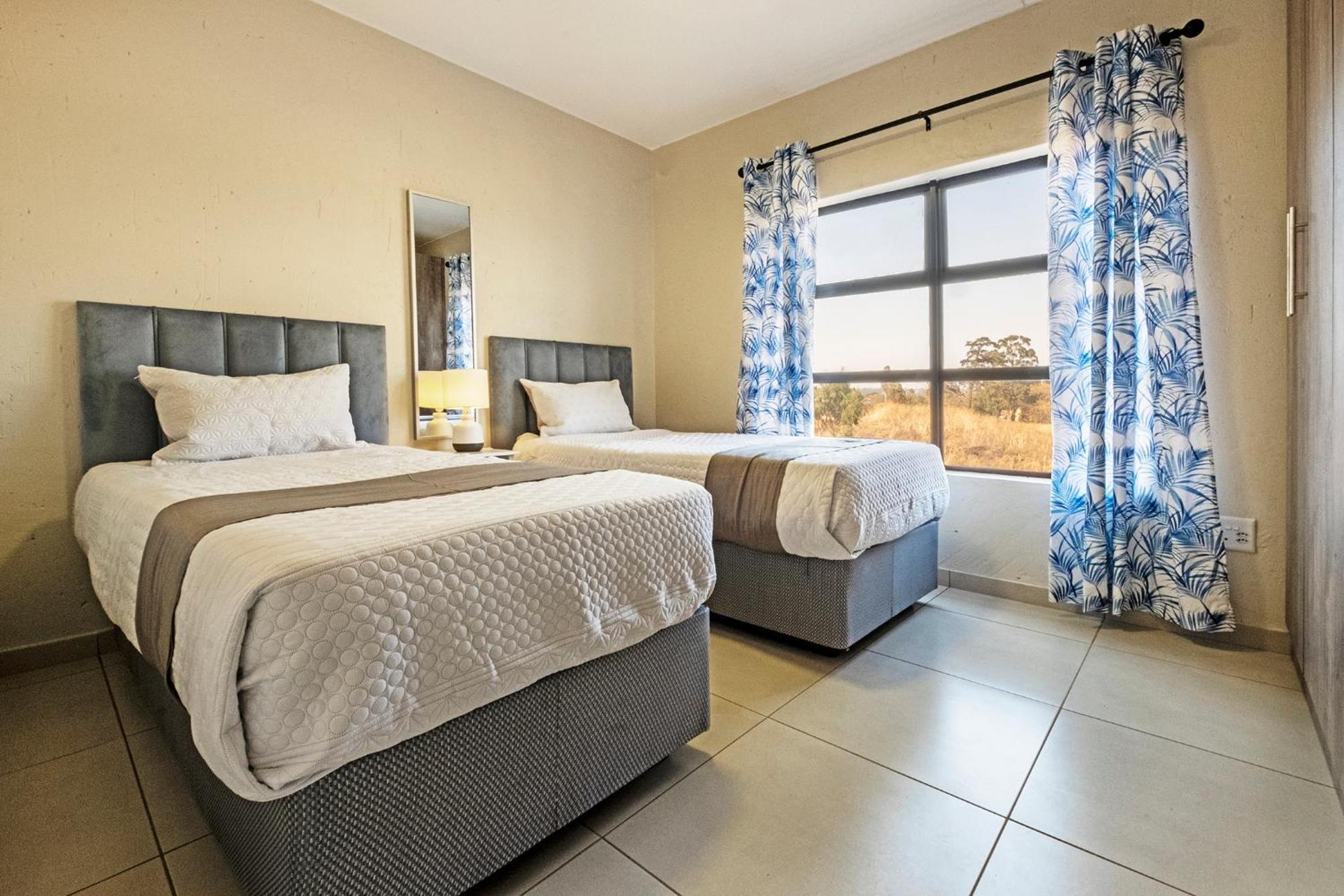 Airport Heights Apartment Boksburg Exterior foto